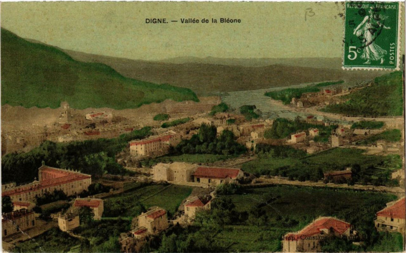Carte postale ancienne Digne Vallée de la Bléone