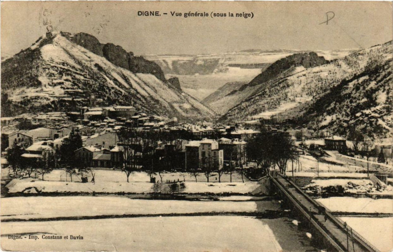 Carte postale ancienne Digne Vue générale