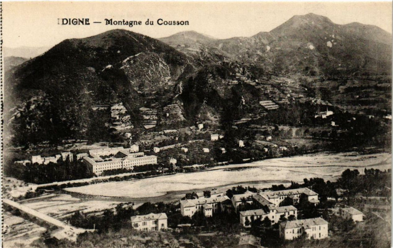 Carte postale ancienne Digne Montagne du Cousson