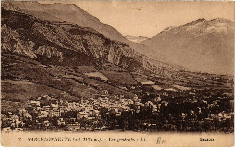 Carte postale ancienne Barcelonnette Vue générale à Barcelonnette