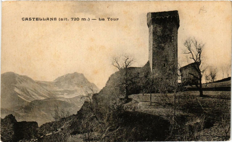 Carte postale ancienne Castellane La Tour à Castellane