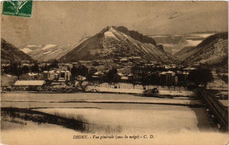 Carte postale ancienne Digne Vue générale