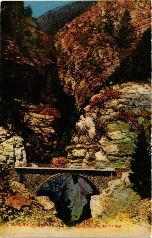 Carte postale ancienne Barcelonnette - L'Entrée des Gorges de Palluel à Barcelonnette