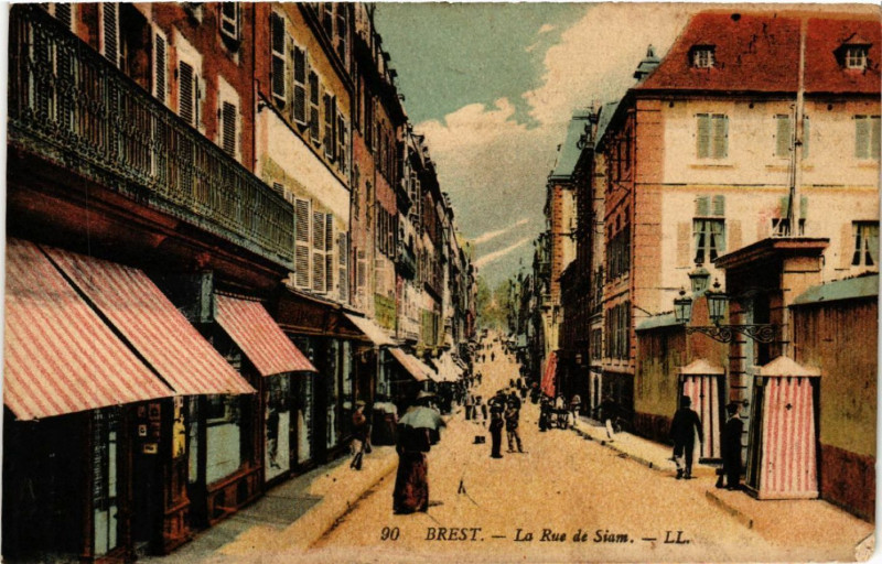 Carte postale ancienne Brest - La Rue de Siam à Brest