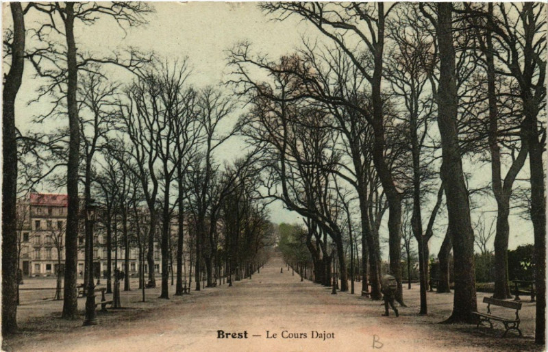 Carte postale ancienne Brest - Le Cours Dajot à Brest