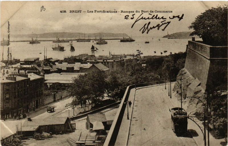 Carte postale ancienne Brest - Les Fortifications - Pampes du Port de Commerce à Brest
