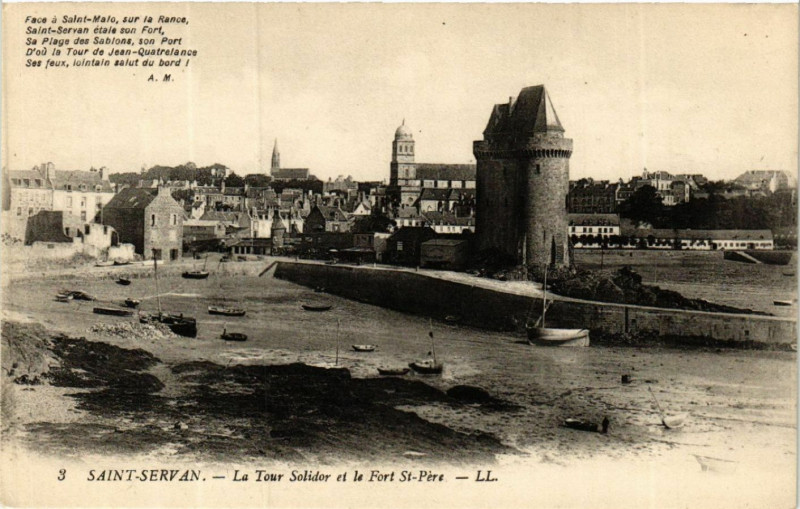 Carte postale ancienne Saint-Servan - La Tour Solidor et le Fort Saint-Pere