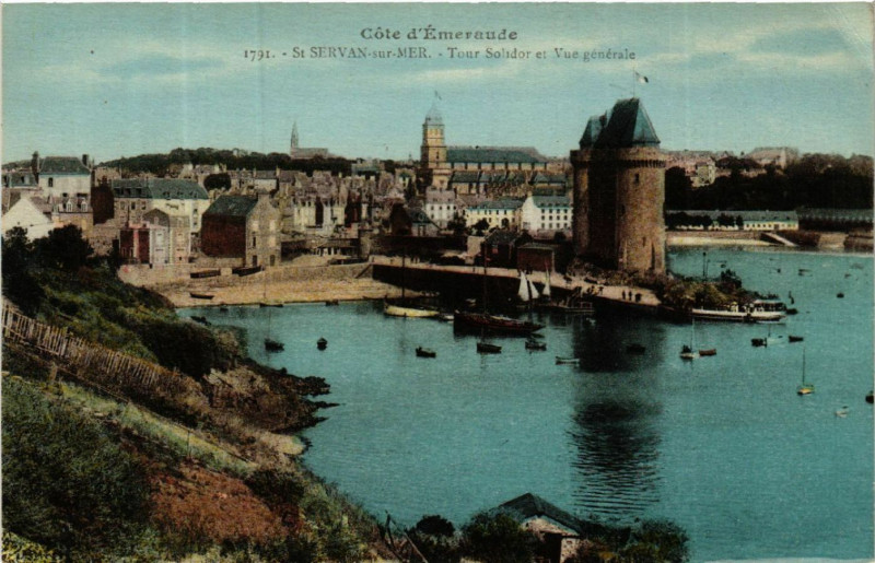 Carte postale ancienne Saint-Servan-sur-Mer - Tour-Solidor et Vue générale
