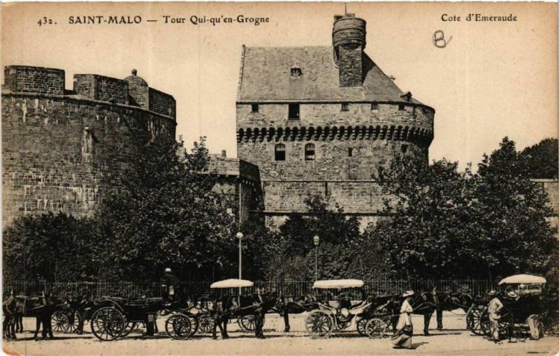 Carte postale ancienne Saint-Malo - Tour Qui-qu'en-Grogne - Cote d'emeraude à Saint-Malo