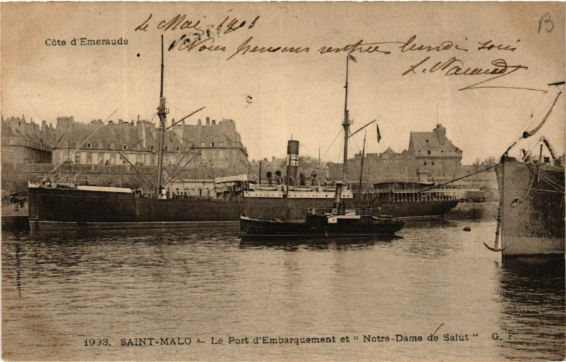 Carte postale ancienne Saint-Malo - Le Port d'Embarquement et Nore-Dame de Salut à Saint-Malo