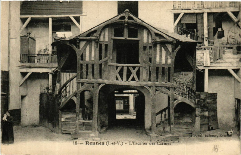 Carte postale ancienne Rennes - L'Escalier des Carmes à Rennes