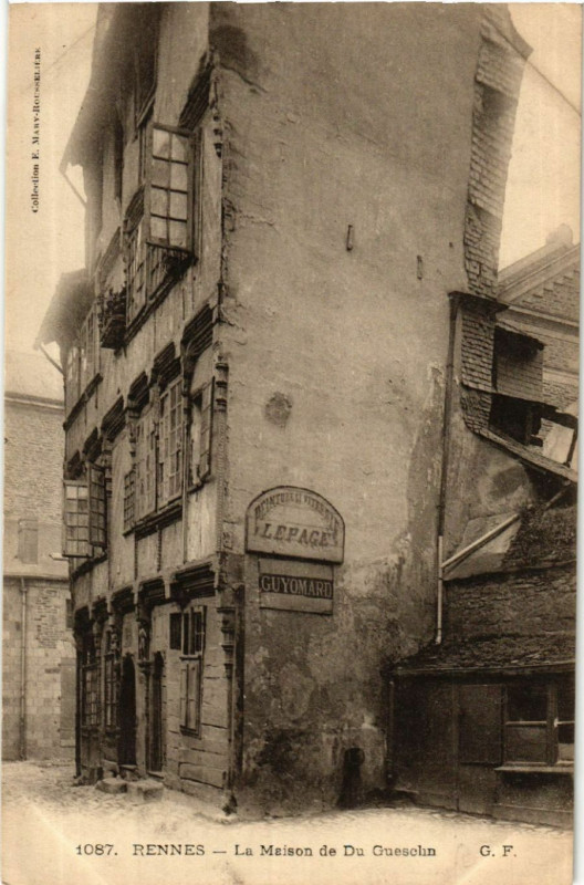 Carte postale ancienne Rennes - La Maison de Du Guesclin à Rennes