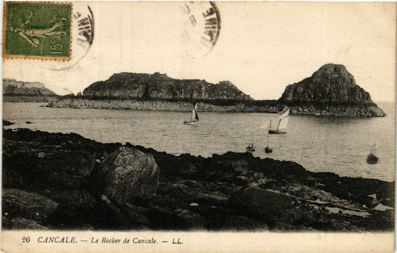 Carte postale ancienne Cancale - Le Rocher de Cancale à Cancale