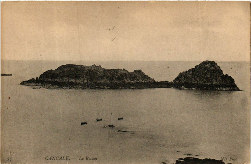 Carte postale ancienne Cancale - Le Rocher à Cancale