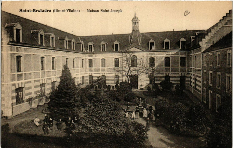 Carte postale ancienne Saint-Broladre - Maison Saint-Joseph à Saint-Broladre