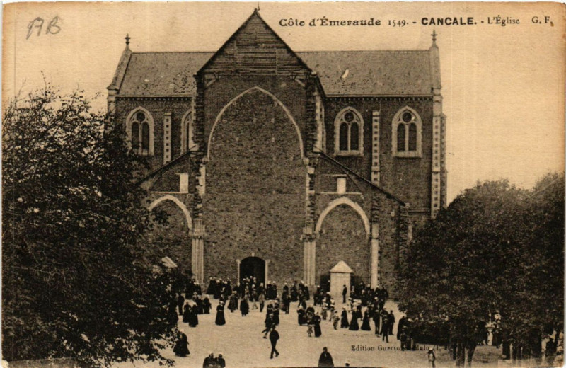 Carte postale ancienne Cancale - L'Eglise à Cancale