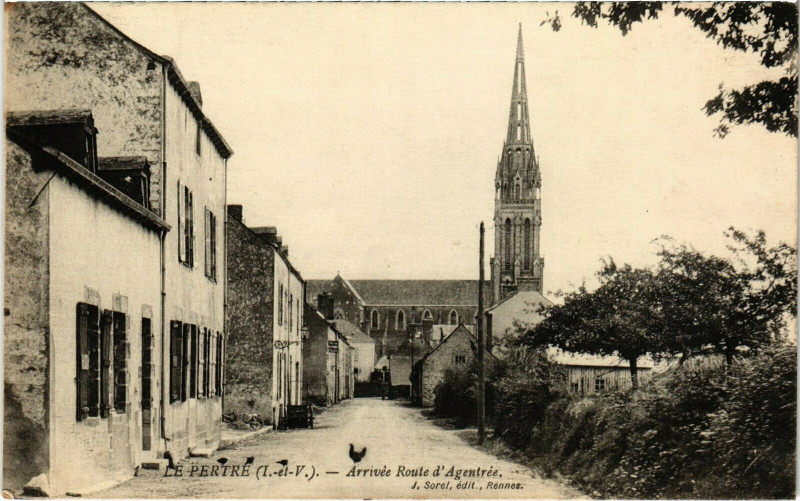 Carte postale ancienne Arrivée Route d'Agentrée au Pertre
