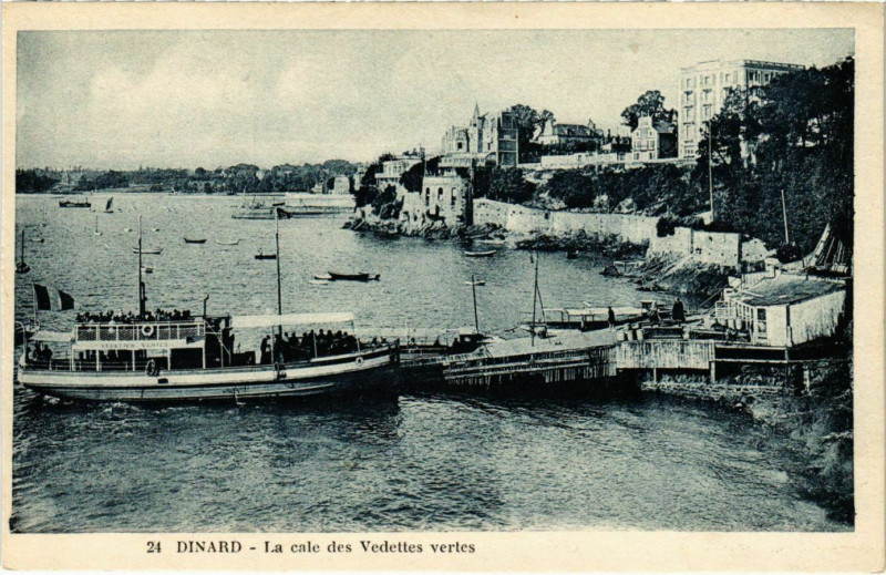 Carte postale ancienne Dinard- La Cale des Vedettes Vertes France à Dinard