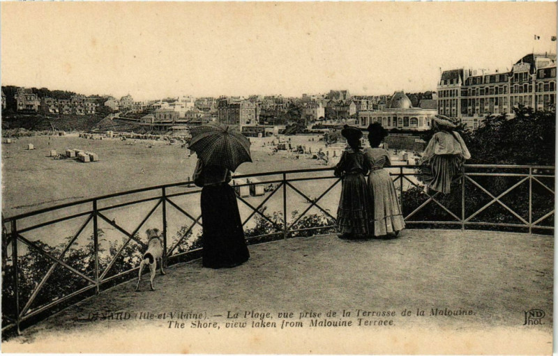 Carte postale ancienne Dinard- La Plage France à Dinard