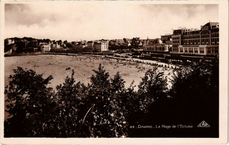Carte postale ancienne Dinard- La Plage de l'Ecluse France à Dinard