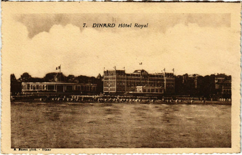 Carte postale ancienne Dinard- Hotel Royal France à Dinard