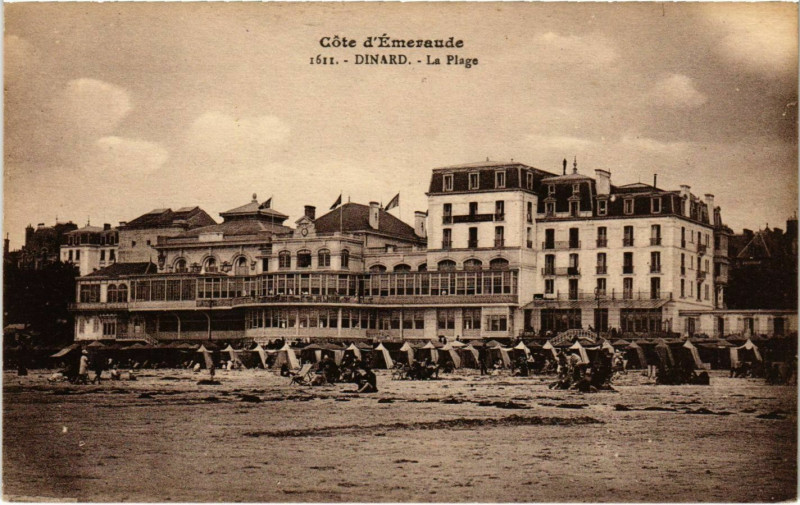 Carte postale ancienne Dinard- La Plage France à Dinard