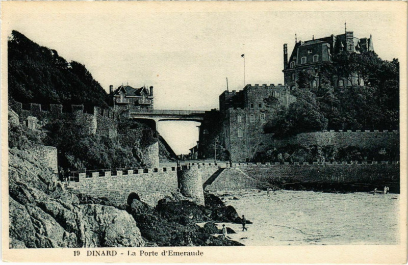 Carte postale ancienne Dinard- La Porte d'Emeraude France à Dinard