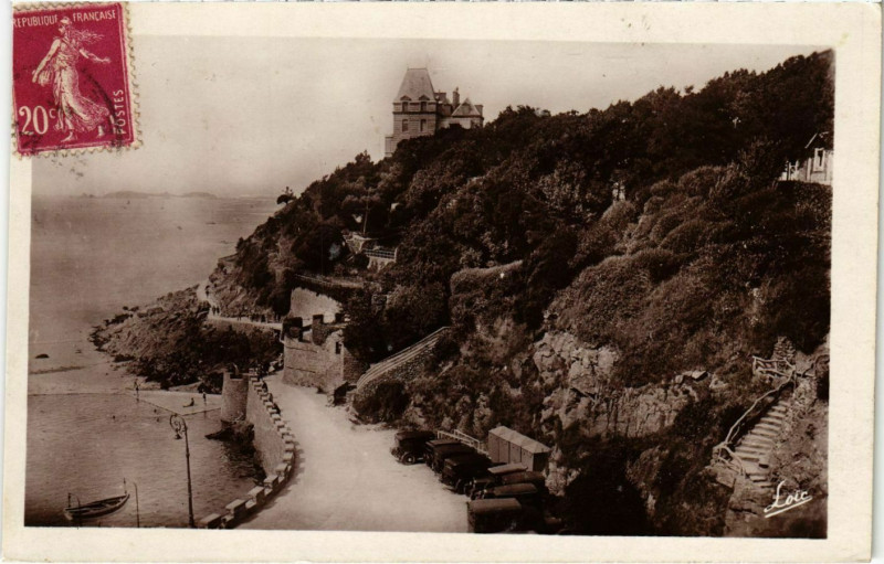 Carte postale ancienne Dinard- Pointe et Promenade du Moulinet France à Dinard