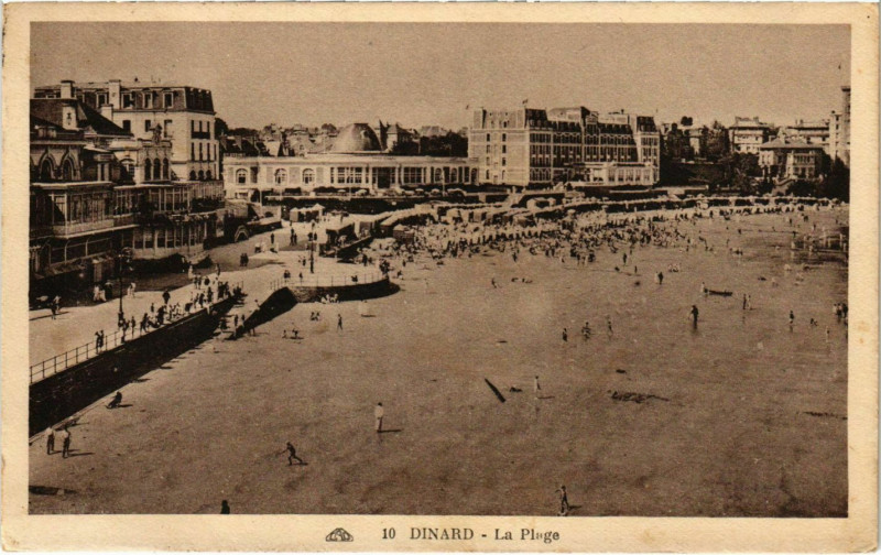 Carte postale ancienne Dinard- La Plage France à Dinard