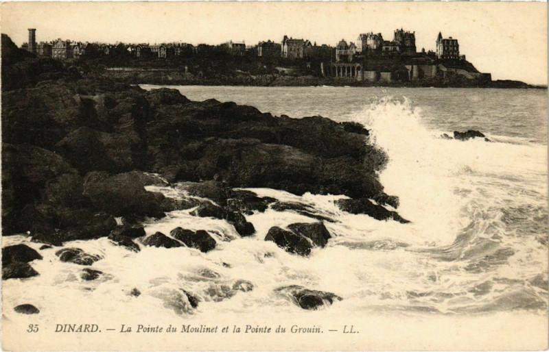 Carte postale ancienne Dinard- La Pointe du Moulinet et la Pointe du Grouin France à Dinard