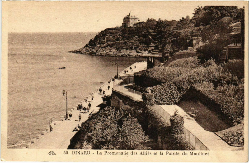Carte postale ancienne Dinard- La Promenade des Allies ,Pointe du Moulinet France à Dinard