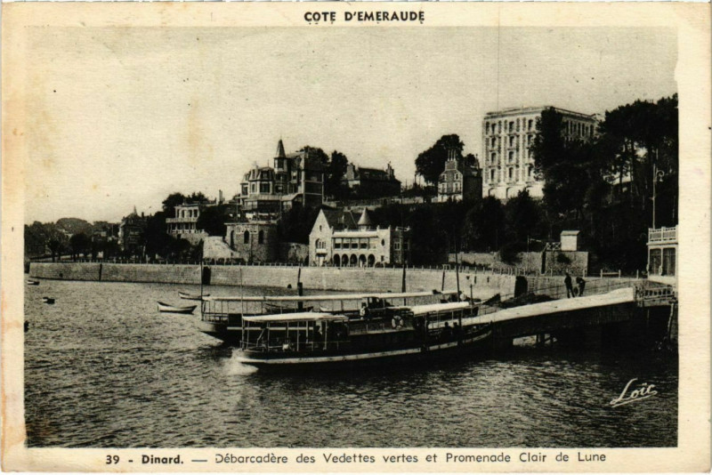 Carte postale ancienne Dinard- Debarcadere des Vedettes Vertes France à Dinard