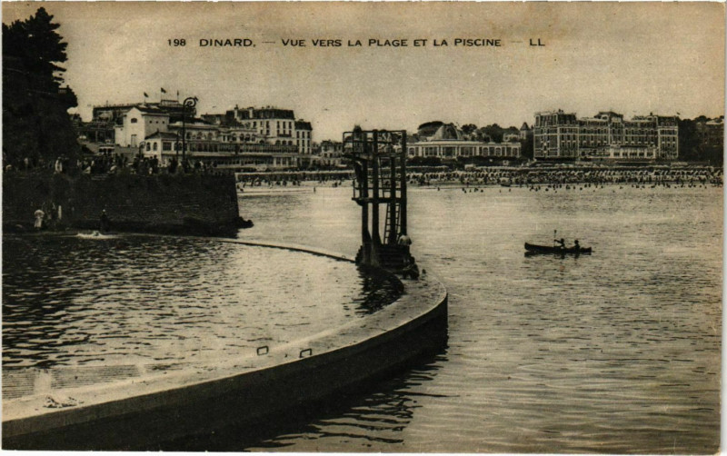 Carte postale ancienne Dinard- vue vers la Plage et la Piscine France à Dinard