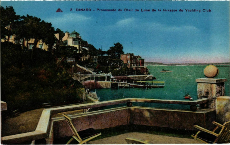 Carte postale ancienne Dinard- Promenade du Clair de Lune France à Dinard