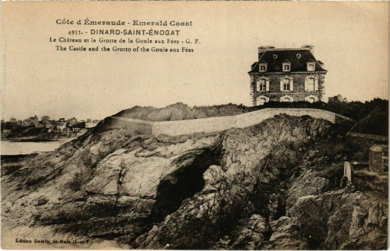 Carte postale ancienne Dinard- Saint Enogat, Chateau et la Grotte de la Goule France à Dinard