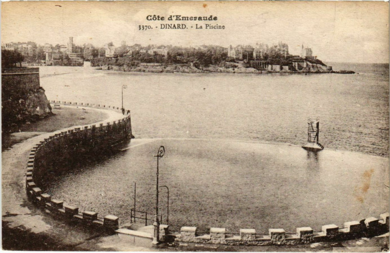 Carte postale ancienne Dinard- La Piscine France à Dinard