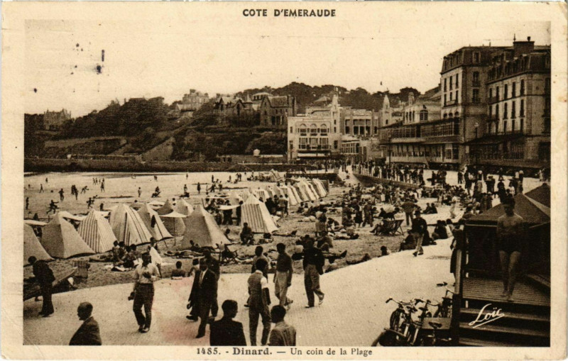 Carte postale ancienne Dinard- Un coin de la Plage France à Dinard