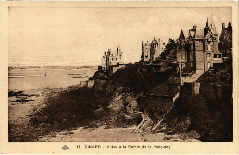 Carte postale ancienne Dinard- Villas a la Pointe de la Malouine France à Dinard