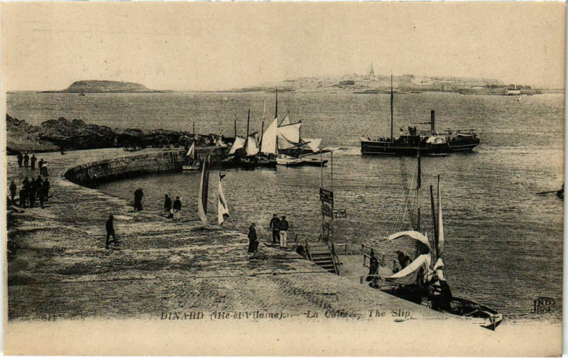 Carte postale ancienne Dinard- La Cale France à Dinard