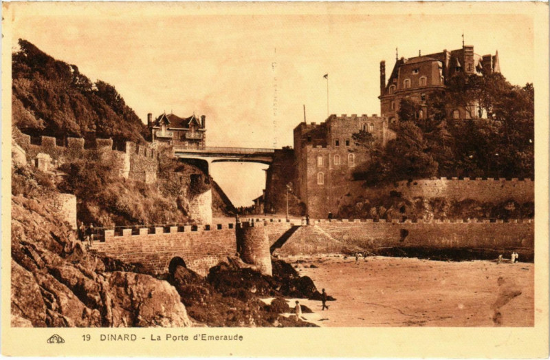Carte postale ancienne Dinard- La Porte d'Emeraude France à Dinard