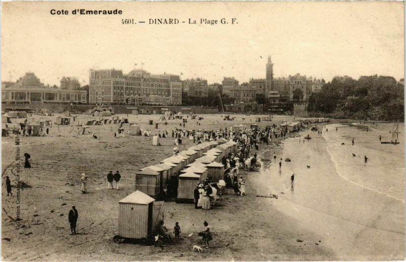 Carte postale ancienne Dinard- La Plage France à Dinard