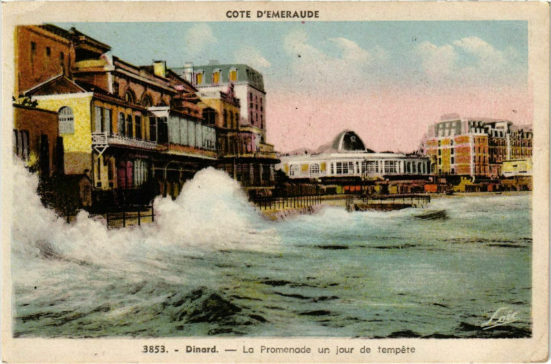 Carte postale ancienne Dinard- La Promenade un jour de tempete France à Dinard