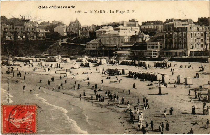 Carte postale ancienne Dinard- La Plage France à Dinard