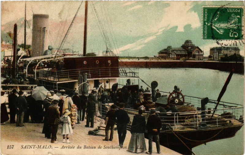 Carte postale ancienne Saint-Malo - Arrivée du Bateau de Southamton à Saint-Malo
