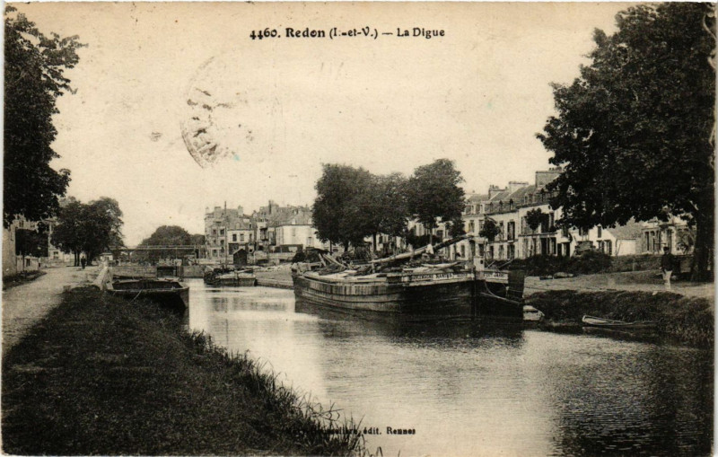 Carte postale ancienne 4460. Redon (I.-et-V.) - La Digue. à Saint-Nicolas-de-Redon