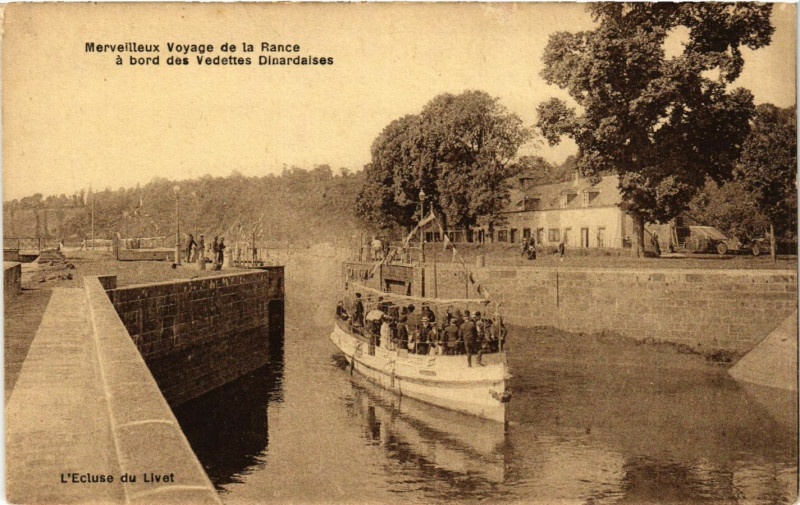 Carte postale ancienne Merveilleux Voyage de la Rance a bord des Vedettes DINARDaises à Dinard