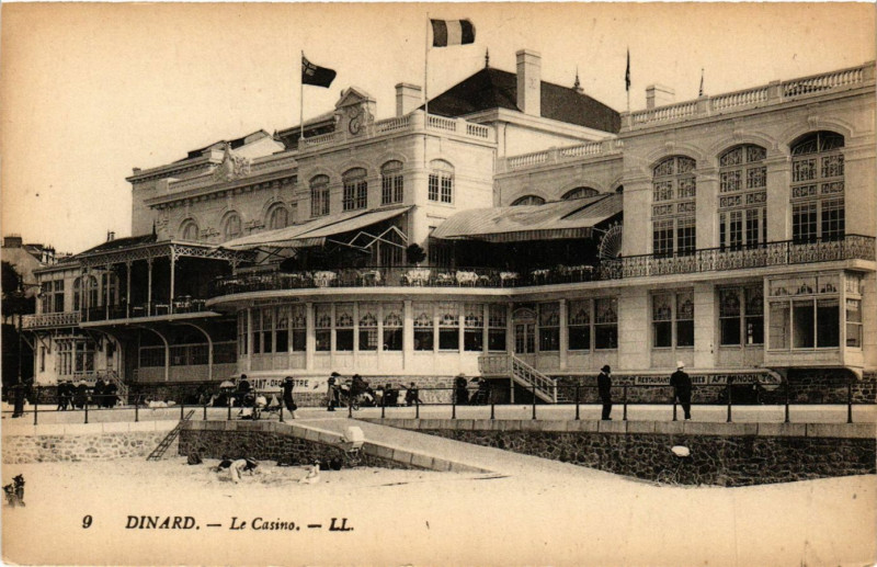 Carte postale ancienne Dinard - Le Casino à Dinard
