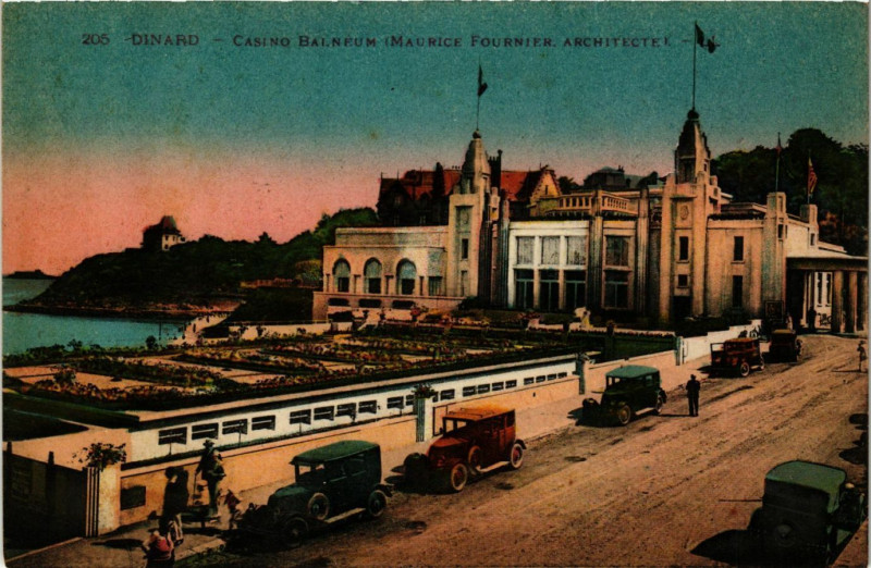Carte postale ancienne Dinard - Casino Balneum (Maurice Fournies Architecte) à Dinard