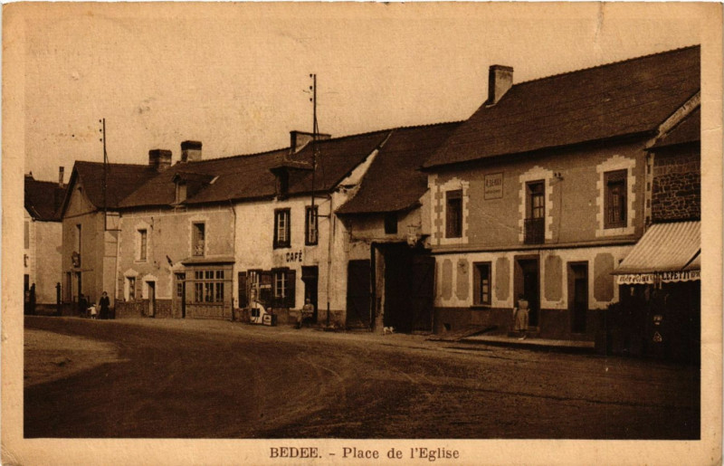 Carte postale ancienne Bedée - Place de l'Eglise à Bédée