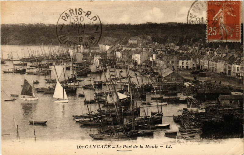 Carte postale ancienne Cancale - Le Port de la Houle à Cancale
